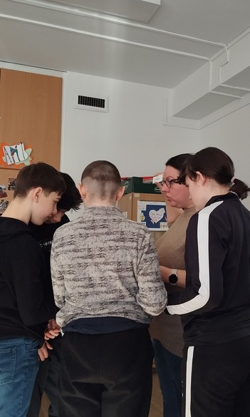 RÁCZNÉ PILÁK NIKOLETTA KOLLÉGANŐNK BEMUTATÓ ÓRÁJA